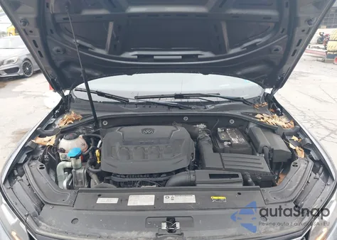 2018 Volkswagen Passat 2.0T Se z USA, uszkodzony, nr VIN 1VWBA7A30JC033617